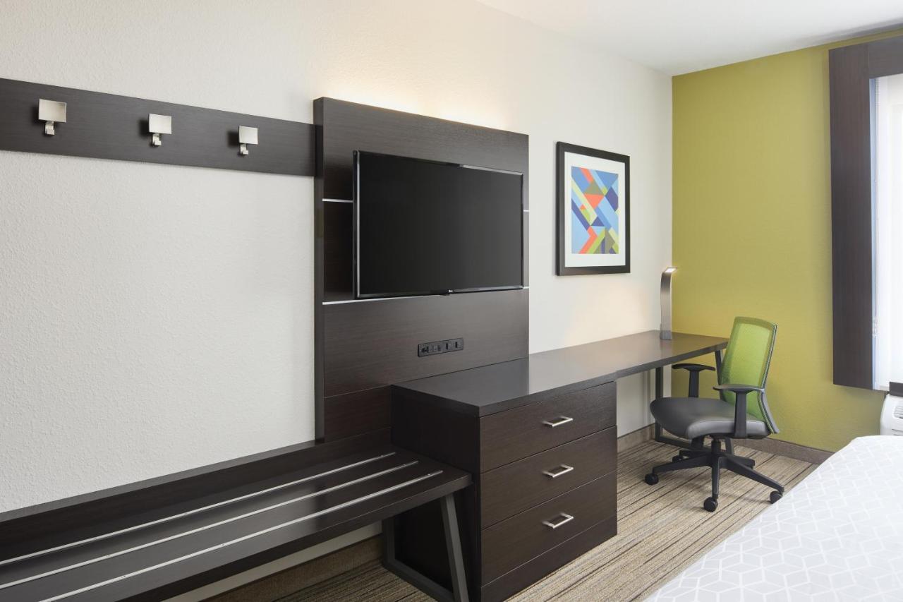 Holiday Inn Express Hotel & Suites Port Richey By Ihg Eksteriør billede
